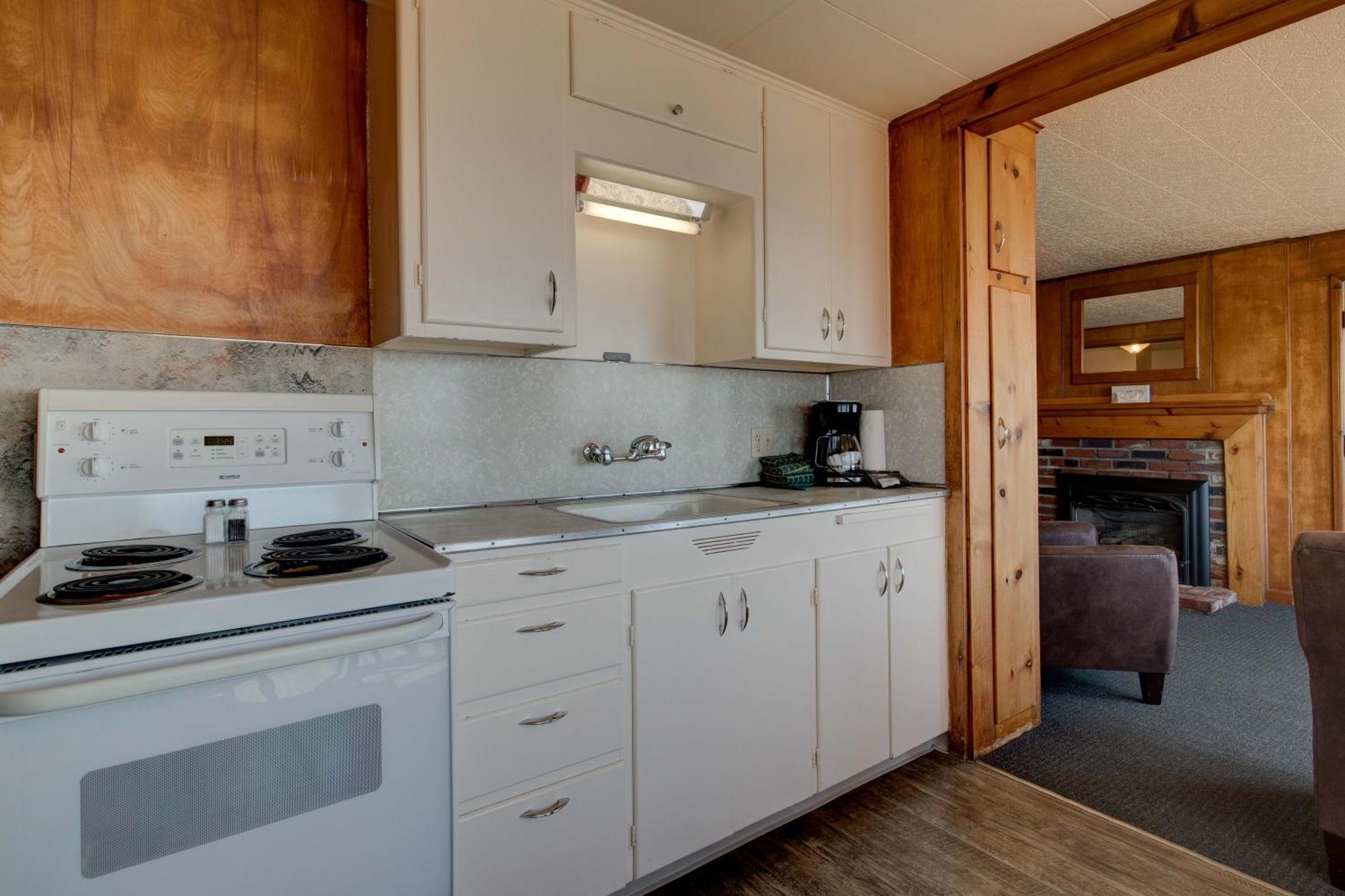 Ester Lee Oceanview Inn Lincoln City Ngoại thất bức ảnh