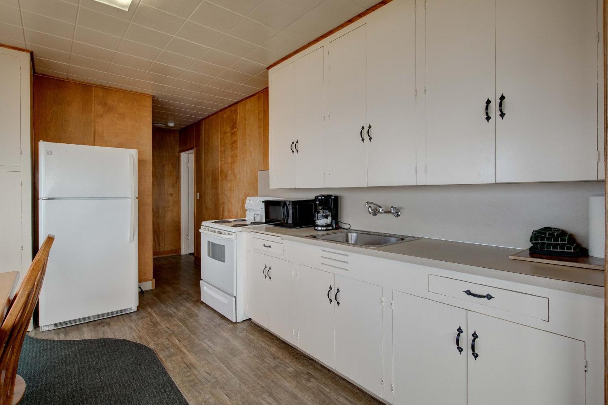 Ester Lee Oceanview Inn Lincoln City Ngoại thất bức ảnh