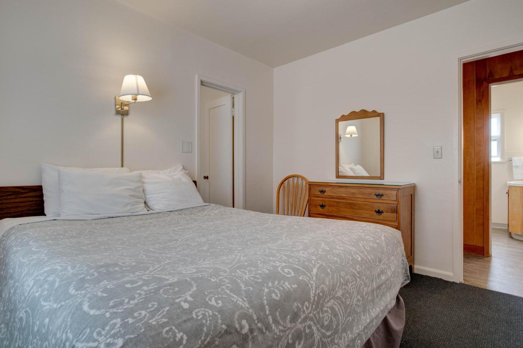 Ester Lee Oceanview Inn Lincoln City Ngoại thất bức ảnh
