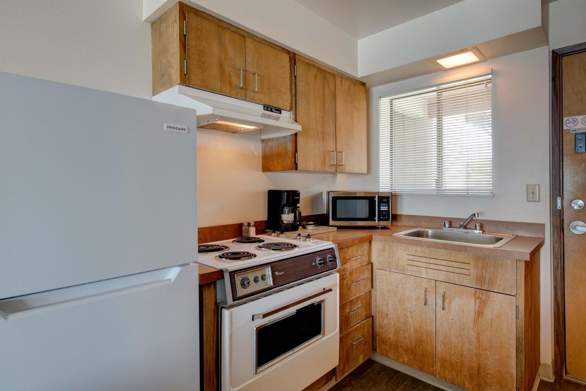 Ester Lee Oceanview Inn Lincoln City Phòng bức ảnh